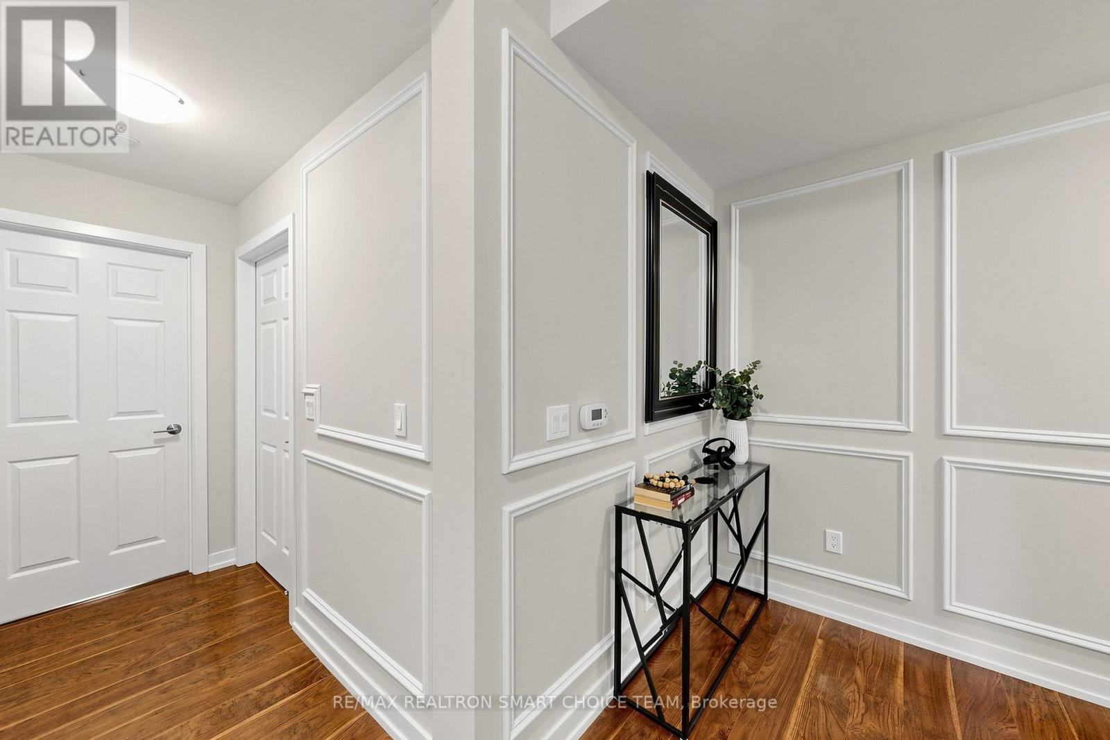 #213 555 WILLIAM GRAHAM DRIVE - Image 25