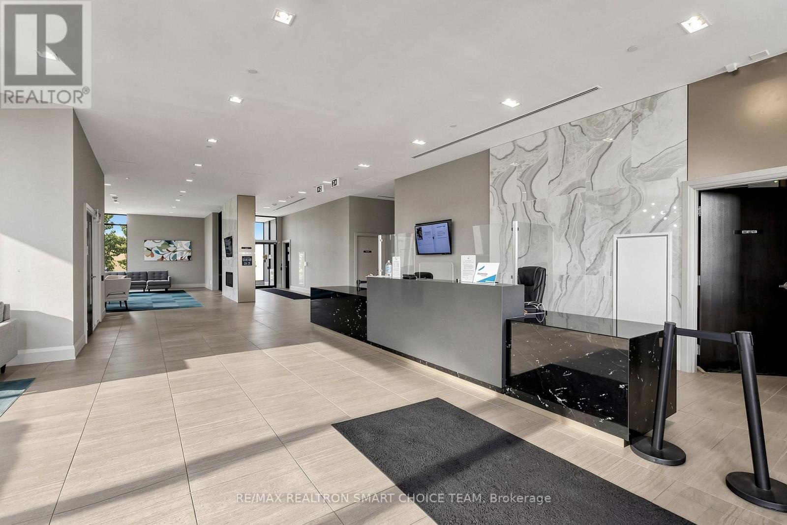 #213 555 WILLIAM GRAHAM DRIVE - Image 44