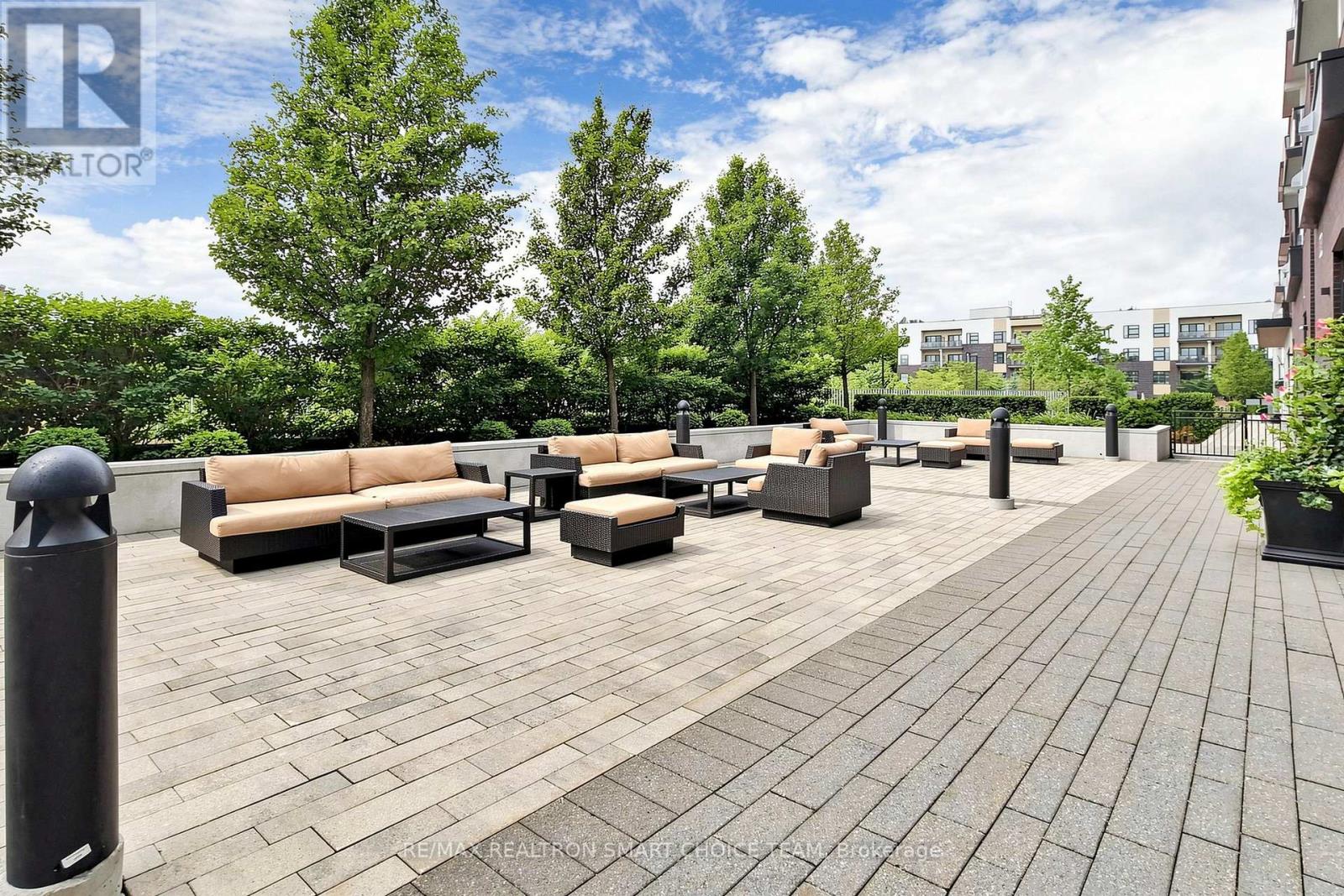 #213 555 WILLIAM GRAHAM DRIVE - Image 39