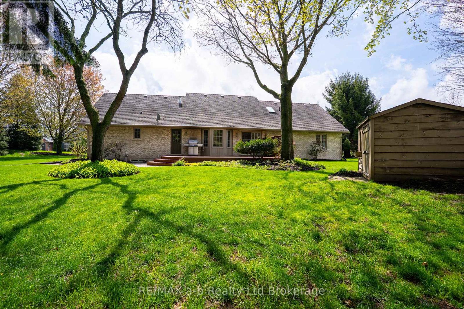 4 OTTERVIEW DRIVE - 7