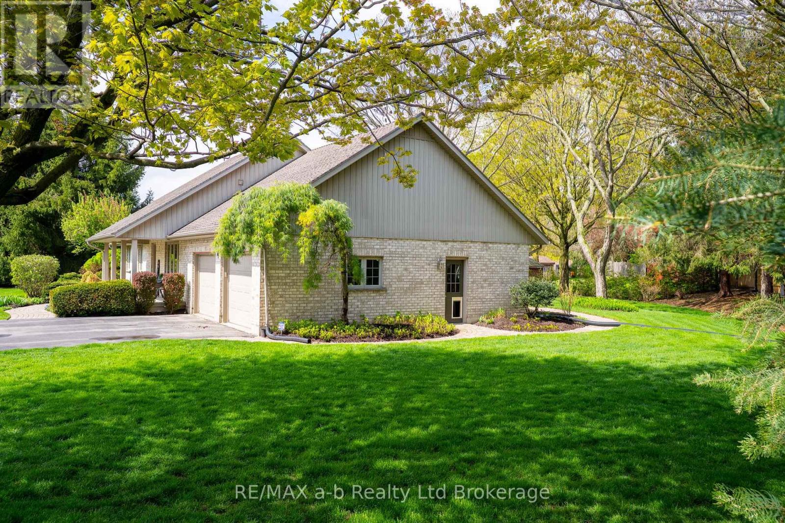 4 OTTERVIEW DRIVE - 3
