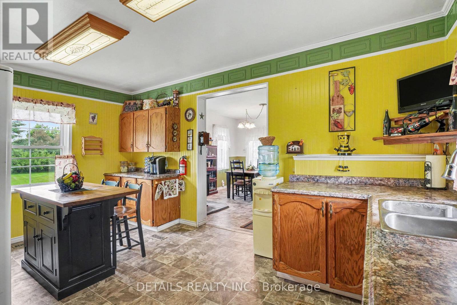 243 SOUTH GOWER DRIVE - 10