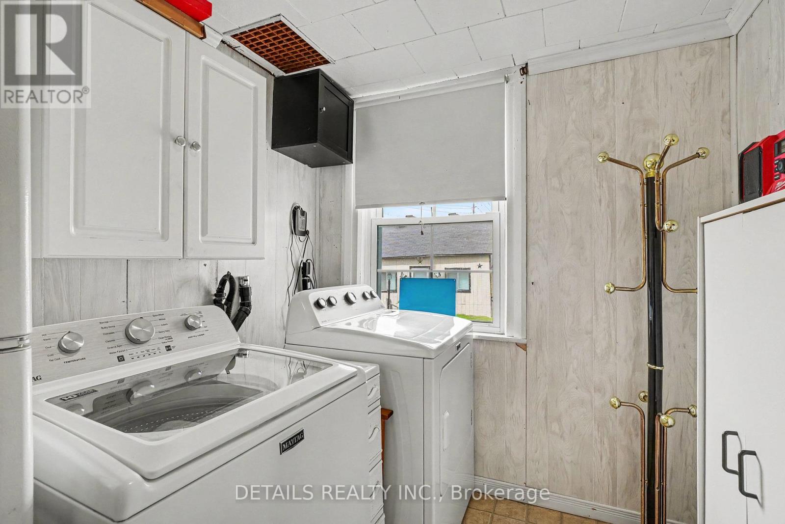 243 SOUTH GOWER DRIVE - 25