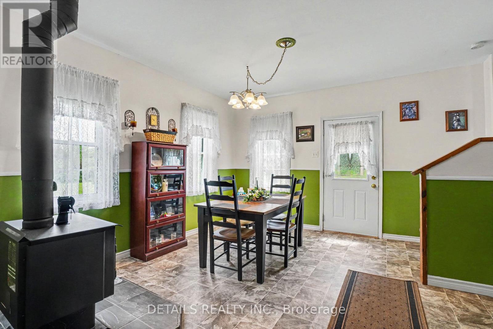 243 SOUTH GOWER DRIVE - 7