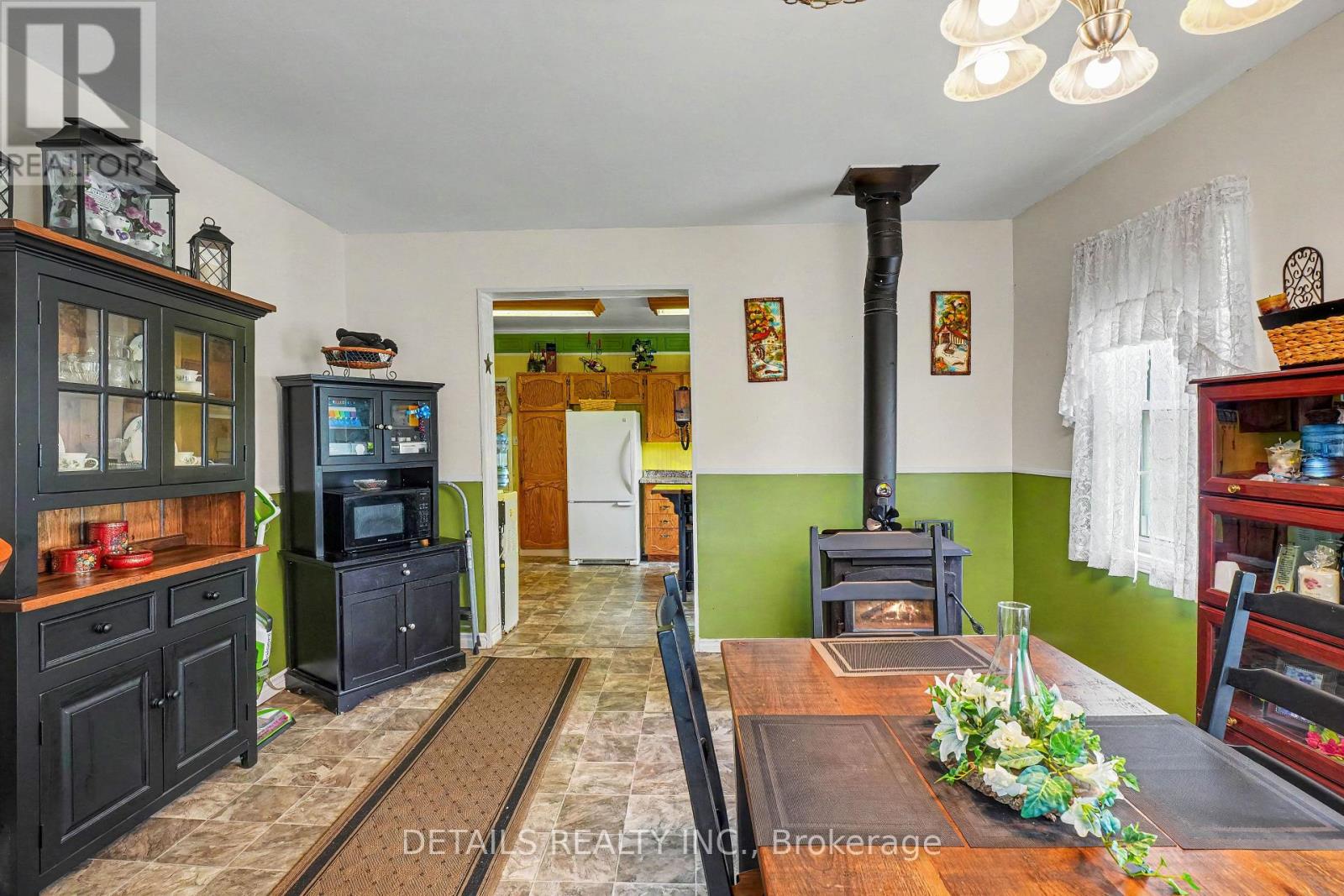 243 SOUTH GOWER DRIVE - 8