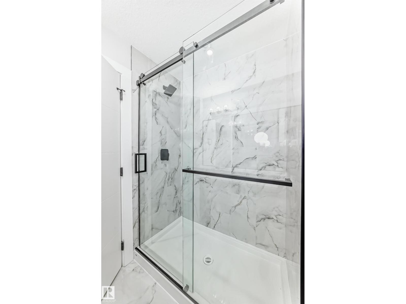 11170 73 AV NW NW - 28