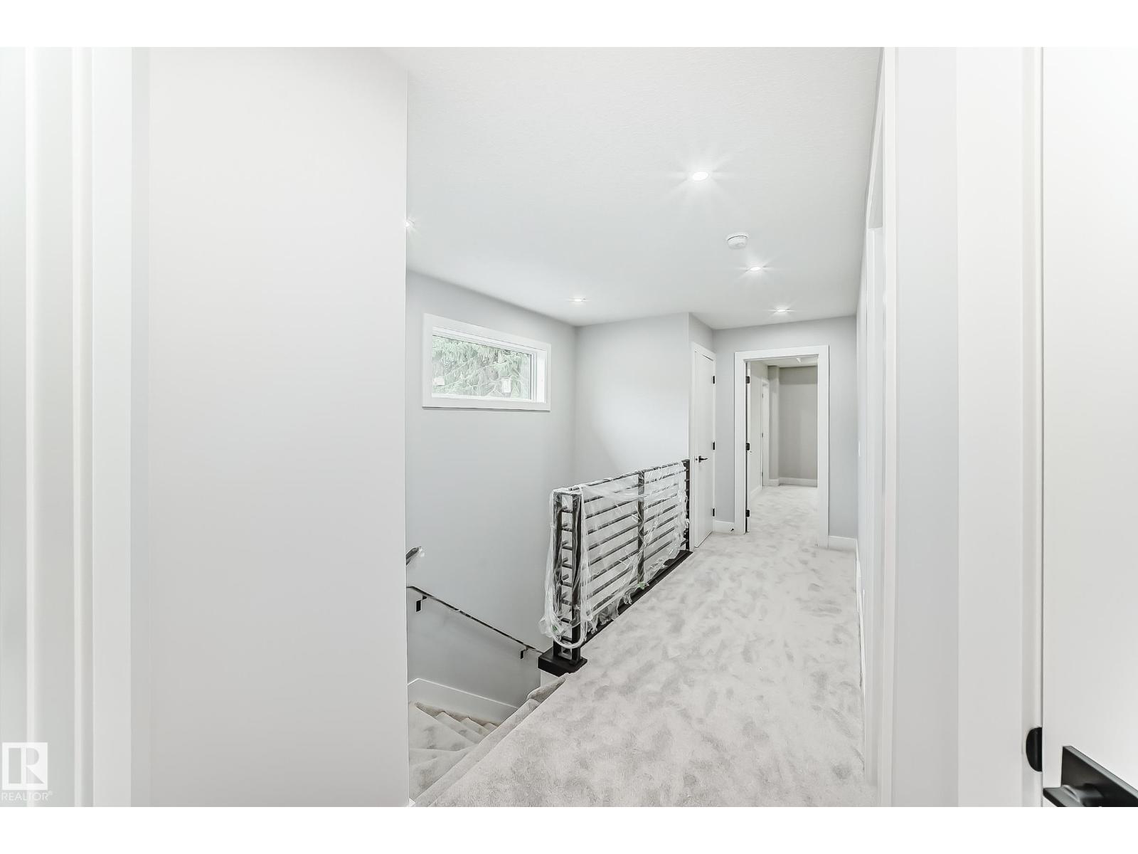 11170 73 AV NW NW - 22