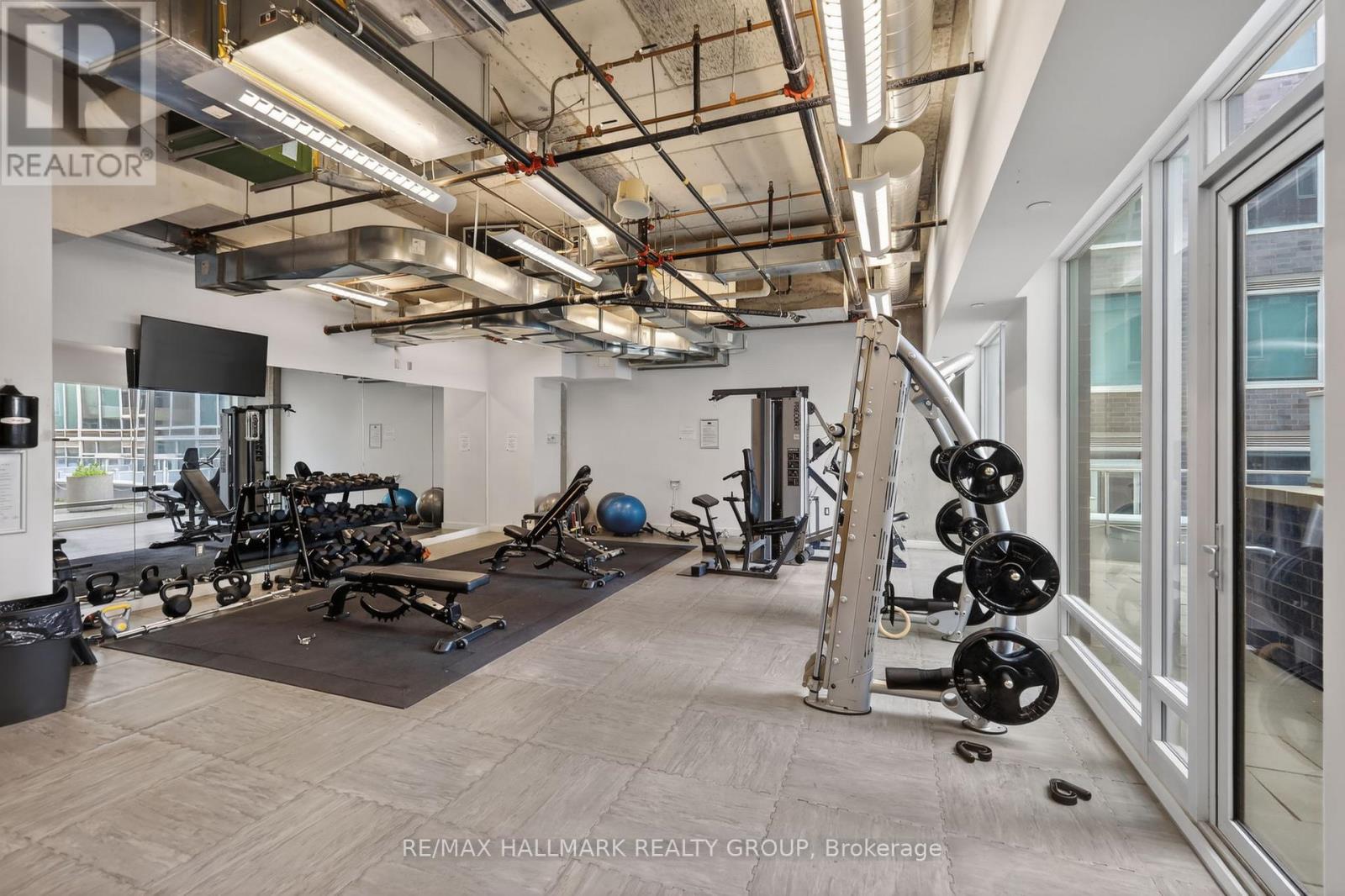 1 Bed, 1 Bath House for Sale in Ottawa – 1403 – 111 CHAMPAGNE AVENUE S, Ottawa – MLS# X13415872 - Image 32