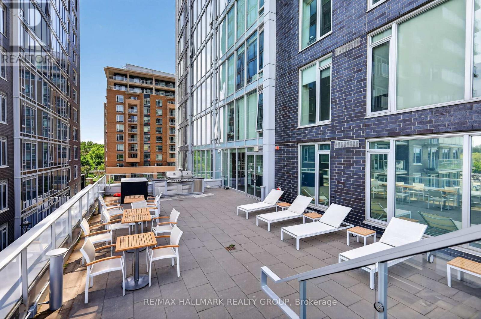 1 Bed, 1 Bath House for Sale in Ottawa – 1403 – 111 CHAMPAGNE AVENUE S, Ottawa – MLS# X13415872 - Image 37