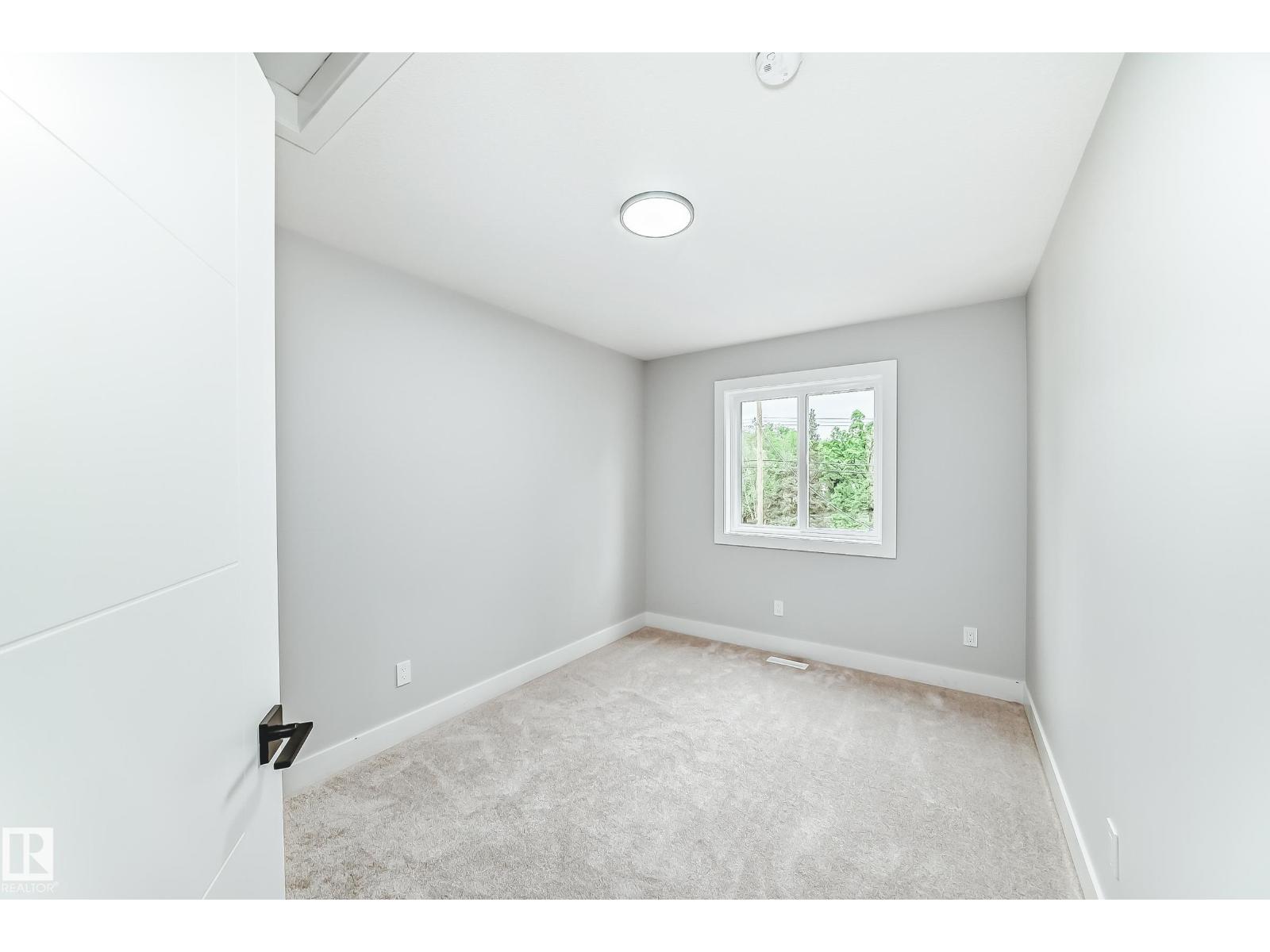 11170 73 AV NW NW - 31