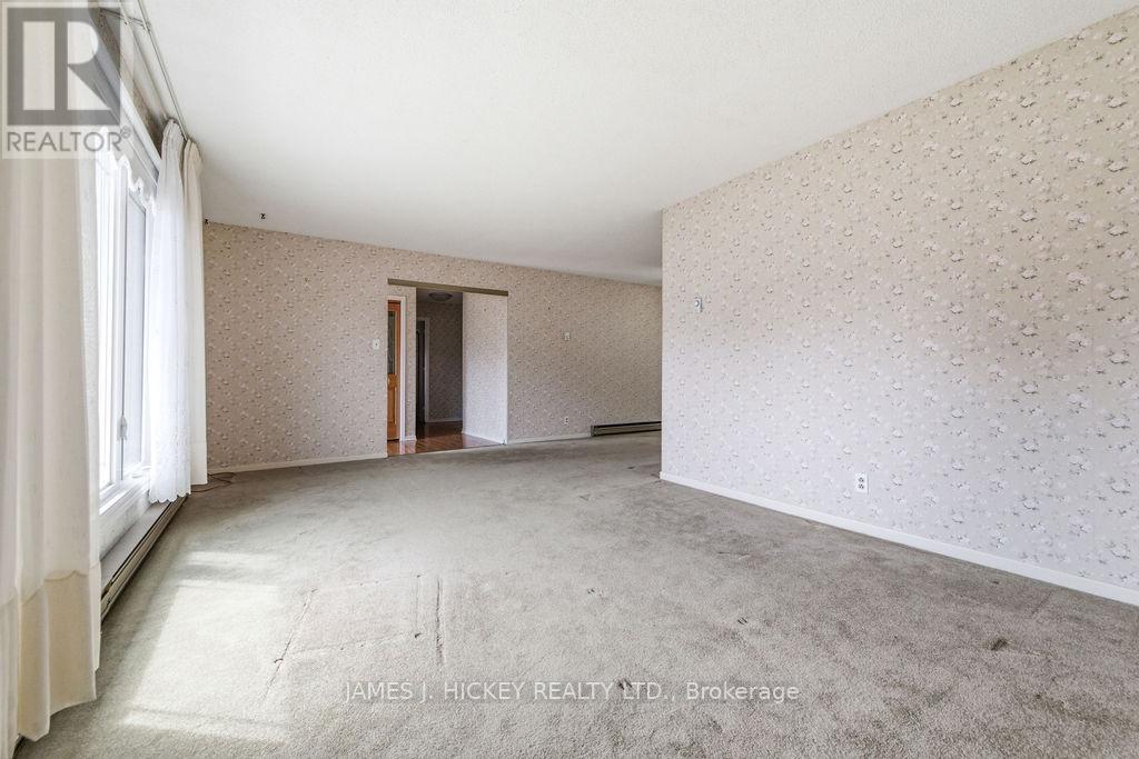 72 HERMAN STREET - 13