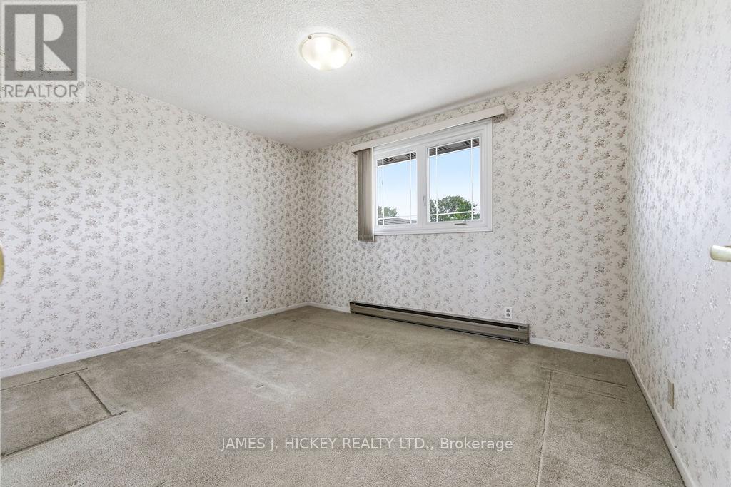 72 HERMAN STREET - 24