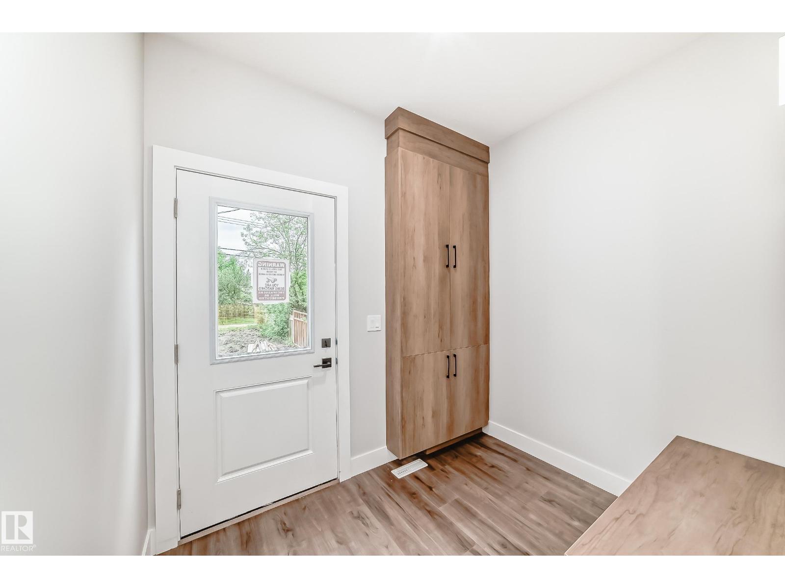 11170 73 AV NW NW - 19