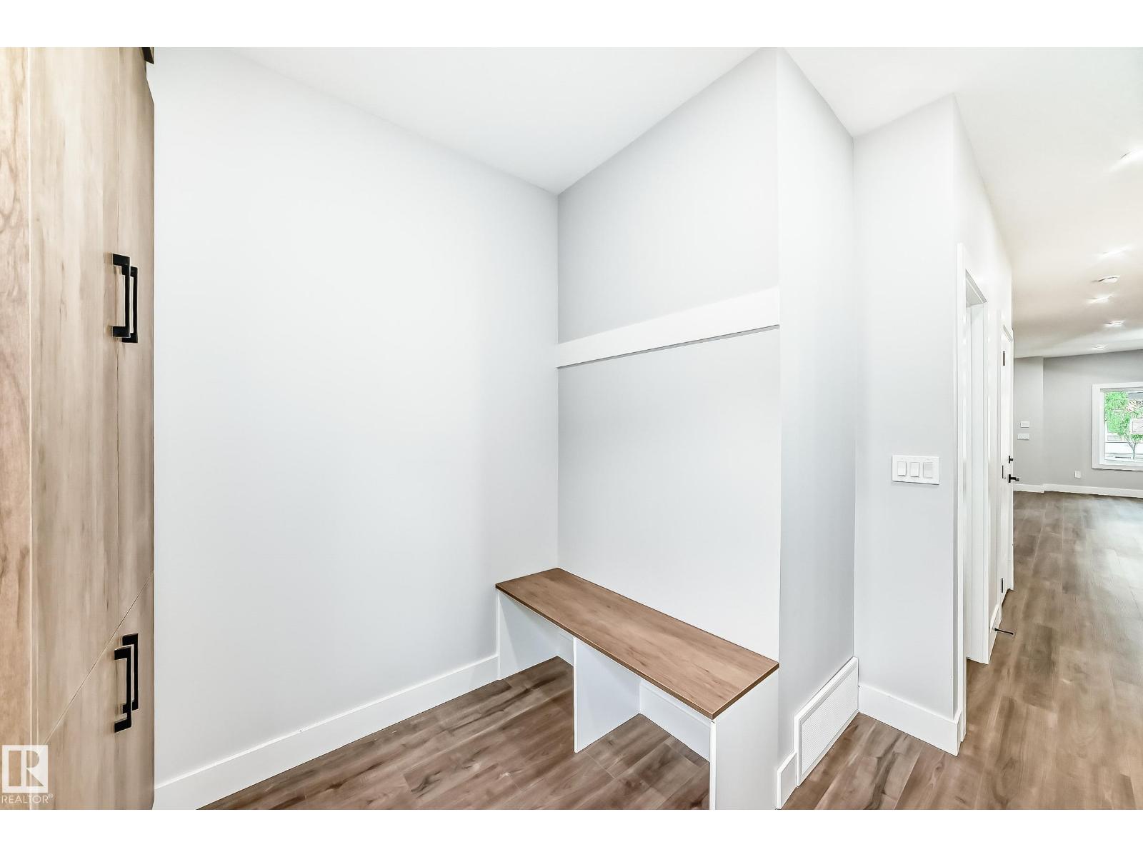 11170 73 AV NW NW - 20