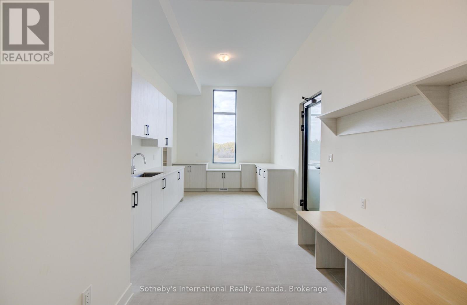 6 SUGARBUSH COURT - 20