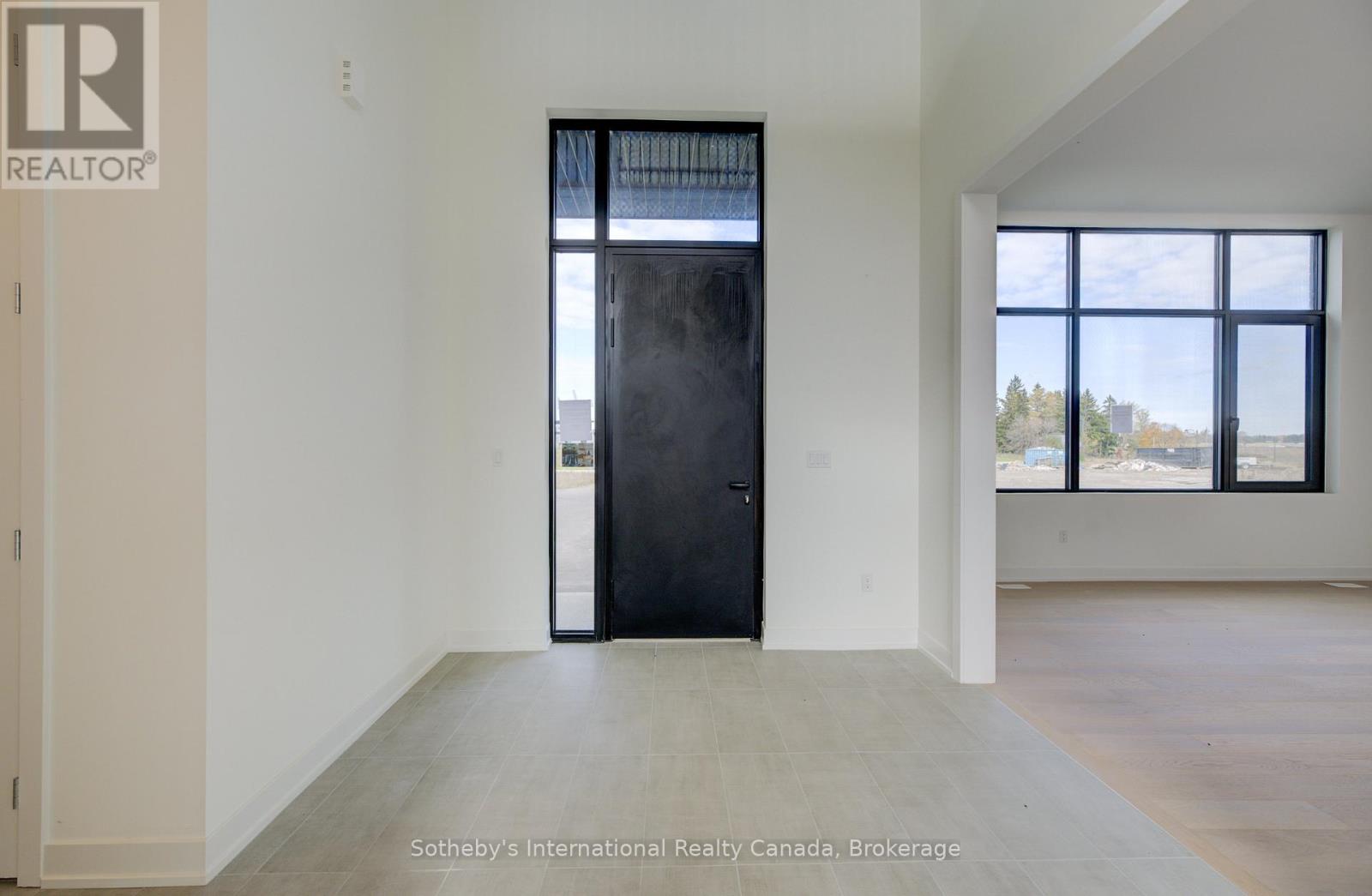 6 SUGARBUSH COURT - 3