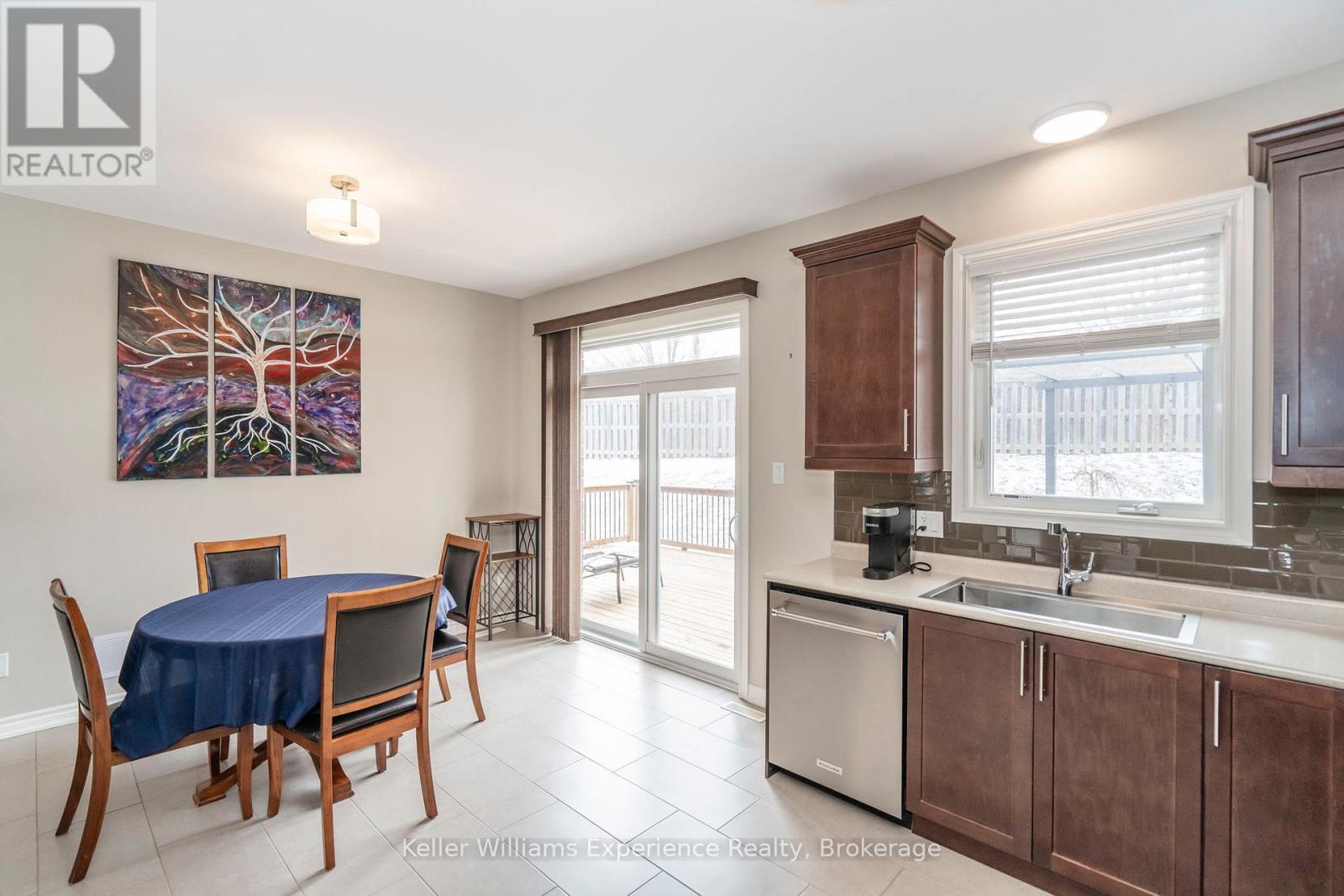 939 STOLLAR PLACE - Image 14