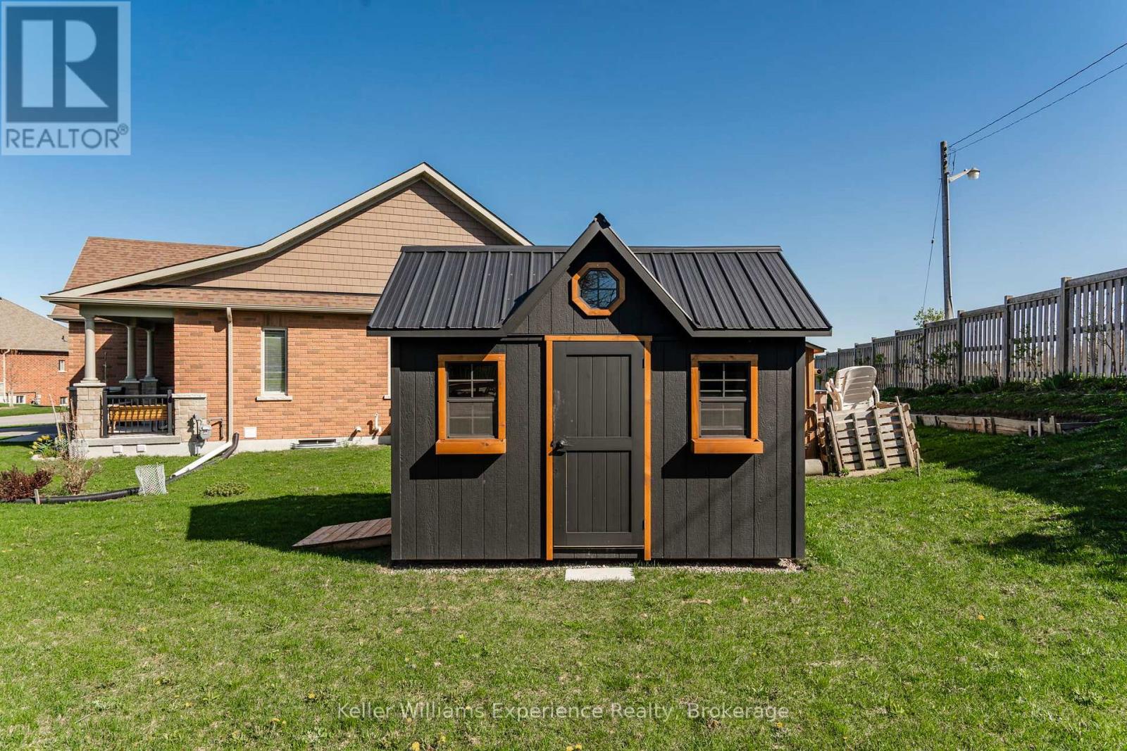 939 STOLLAR PLACE - Image 33