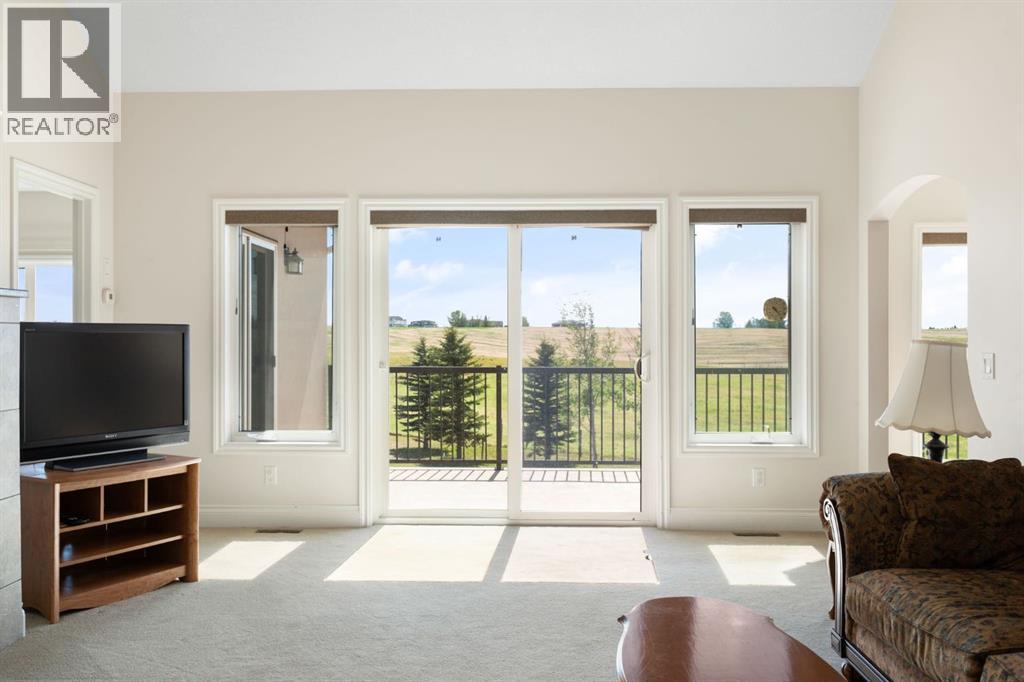Living Room access to upper deck