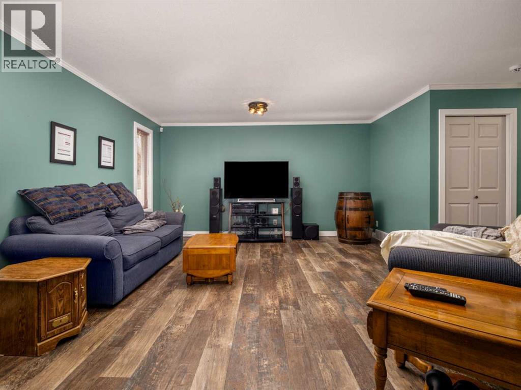 6005 46A Street — photo 13