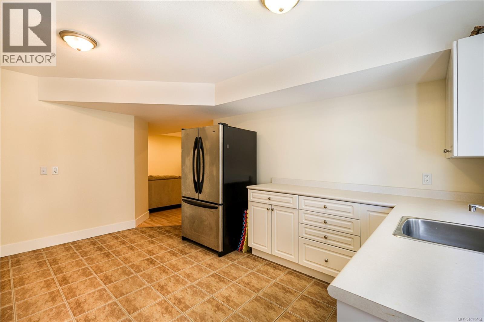 6485 Groveland Dr - 50