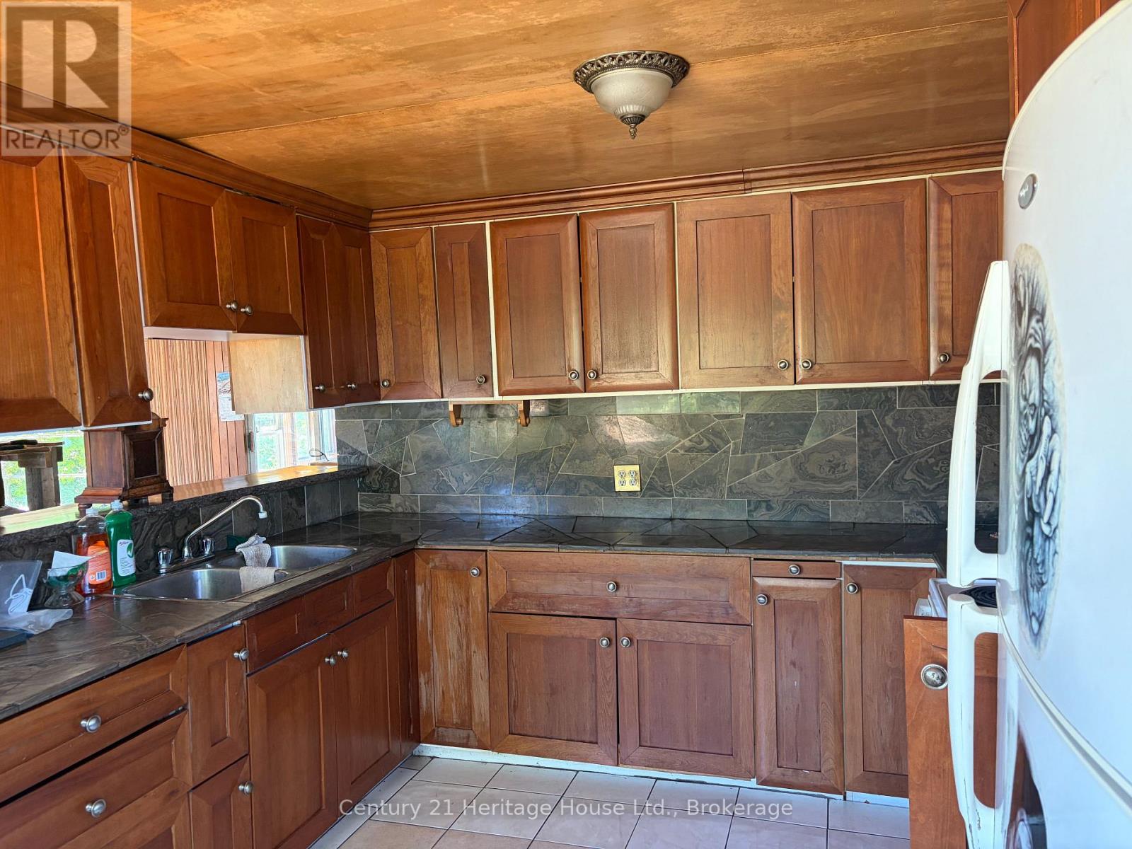 522241 CONCESSION 12 - Image 10