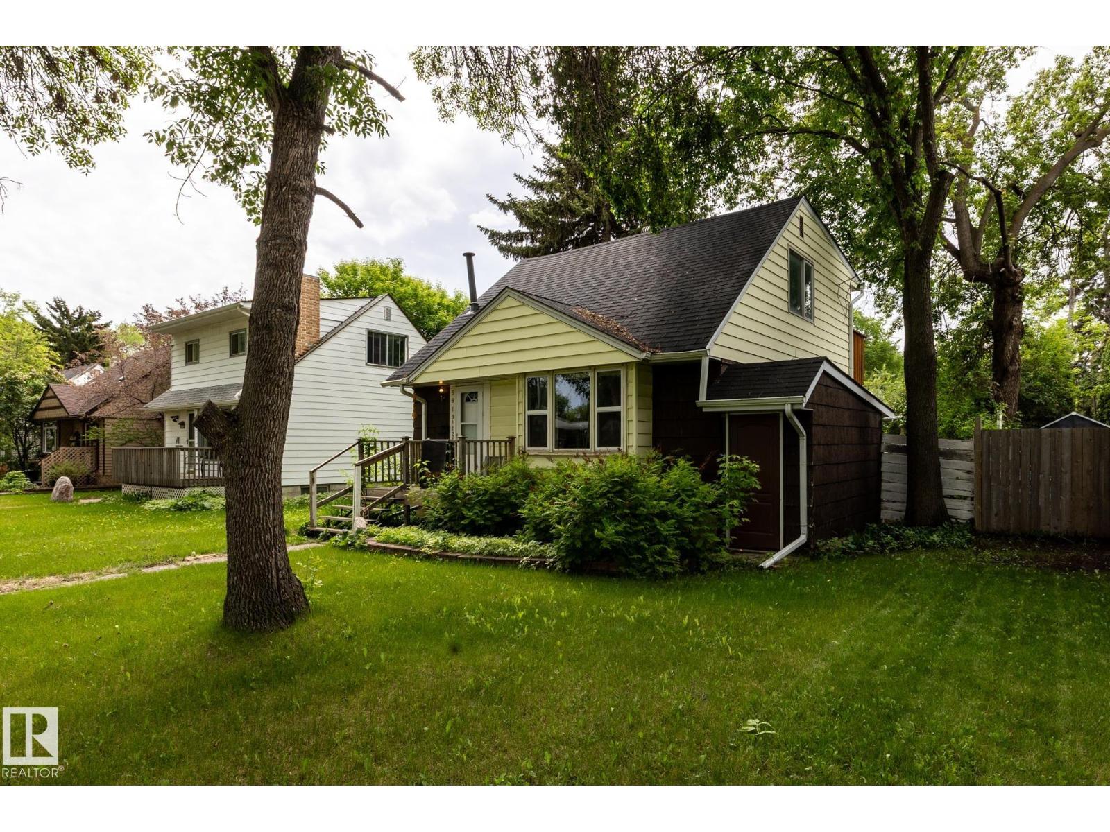 5919 121 AV NW - photo 3