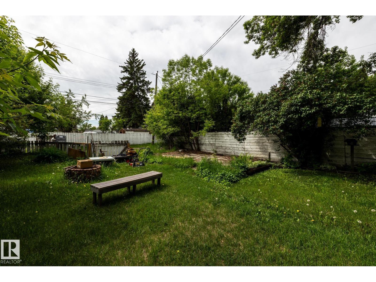 5919 121 AV NW — photo 44