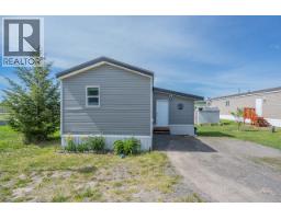 Bedroom 2 - 27 4072 Lac La Hache Station Road, Lac La Hache, BC V0K1T1 Photo 6