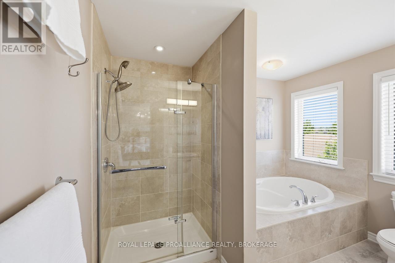 561 SAVANNAH COURT - 33
