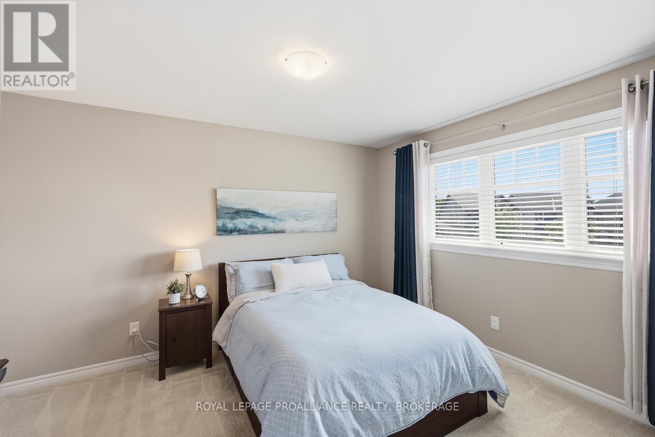 561 SAVANNAH COURT - 36