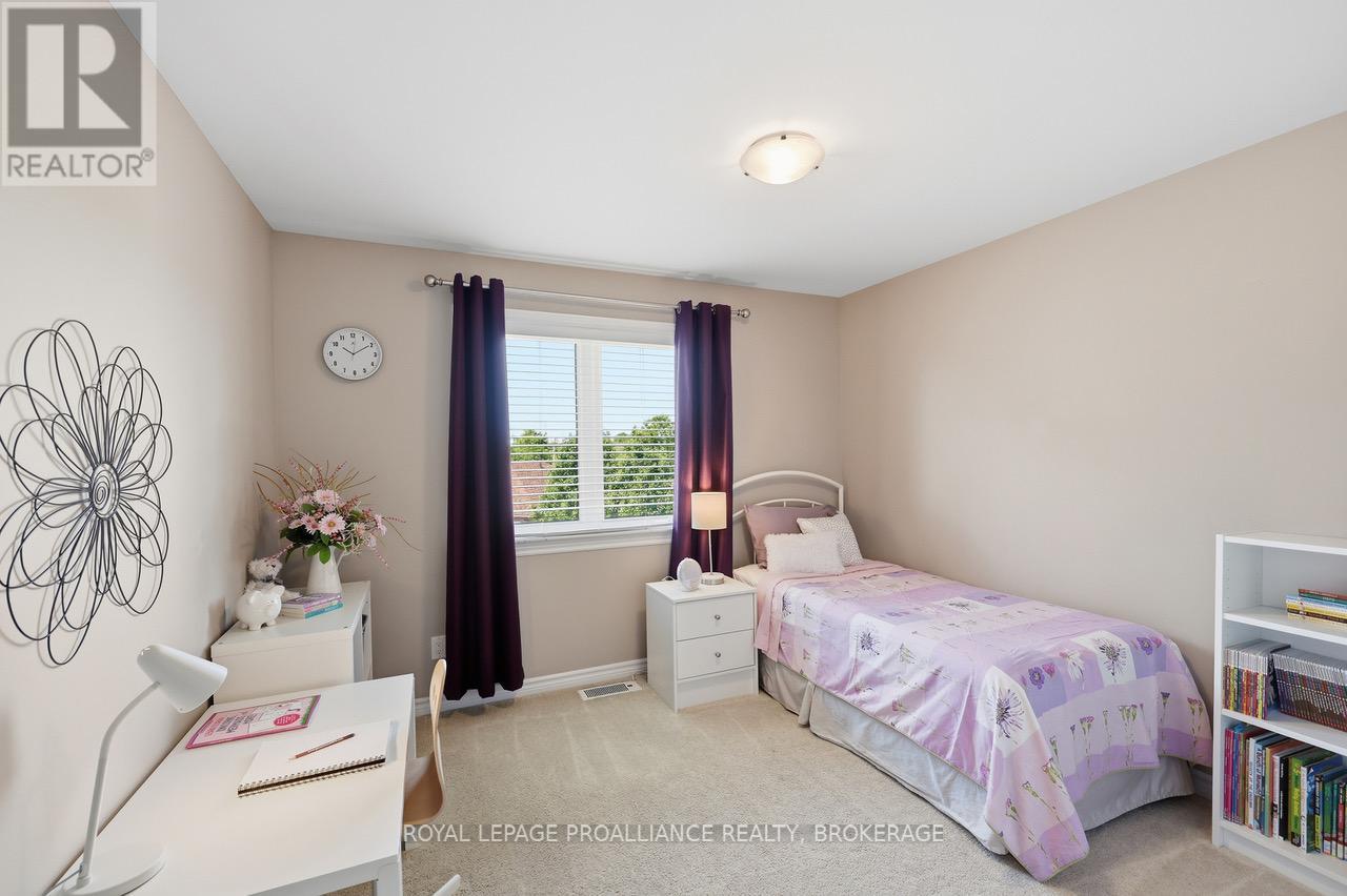 561 SAVANNAH COURT - 39