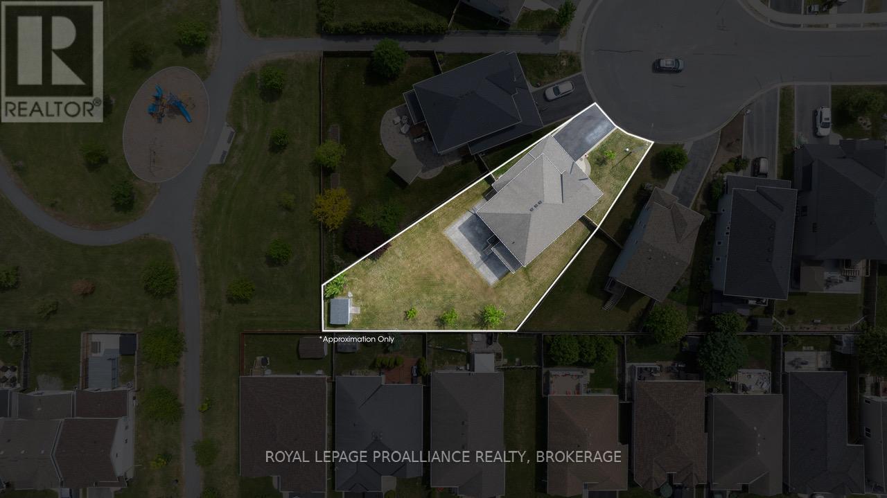 561 SAVANNAH COURT - 48