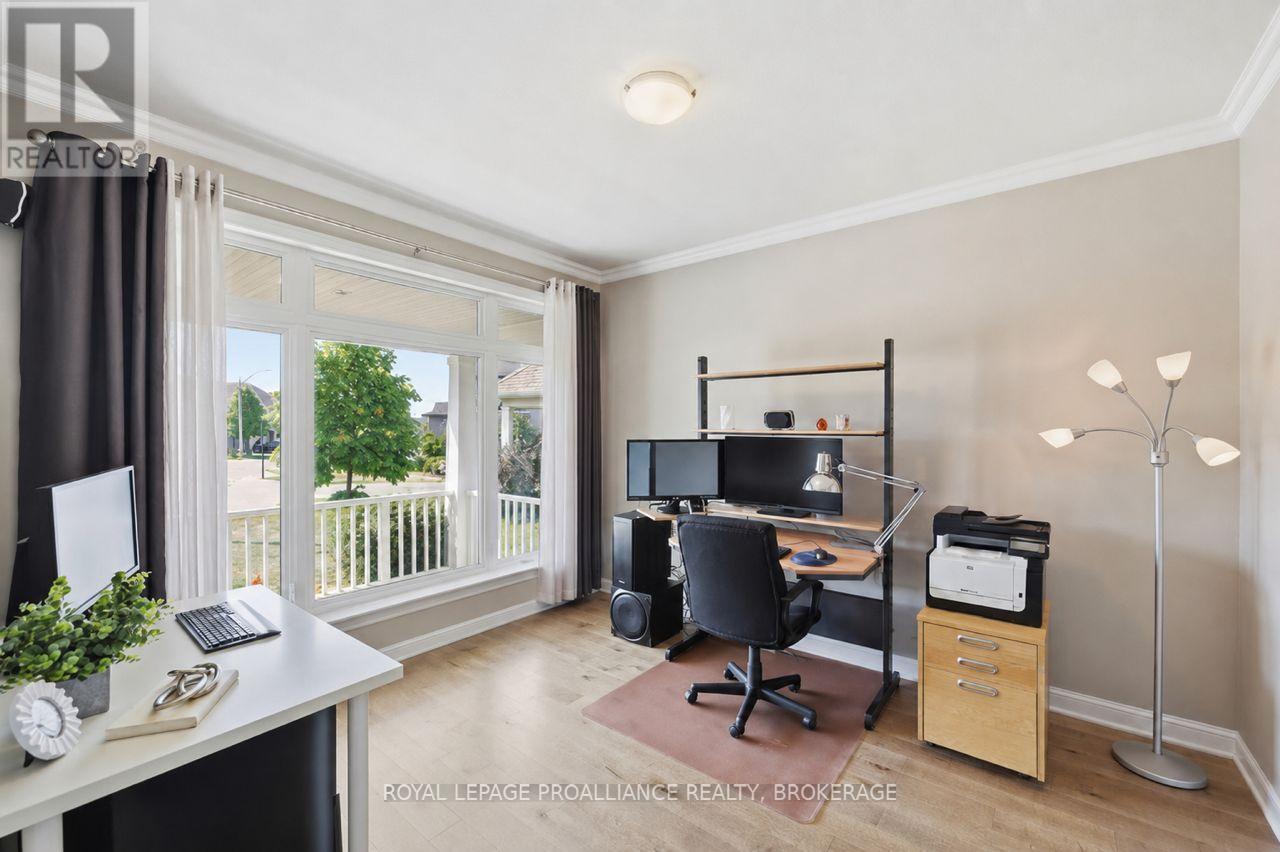 561 SAVANNAH COURT - 6
