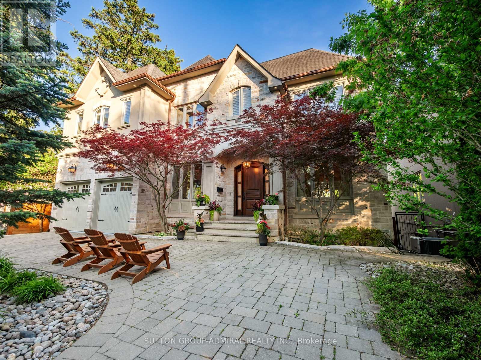 35 WENTWORTH AVENUE - 1