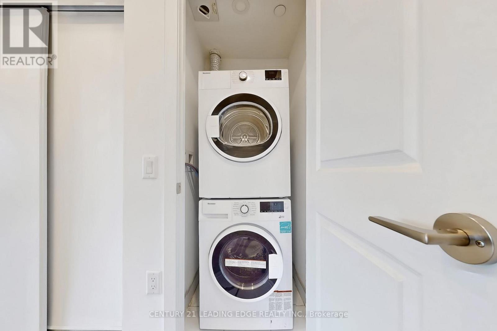 #2109 395 BLOOR STREET - Image 7
