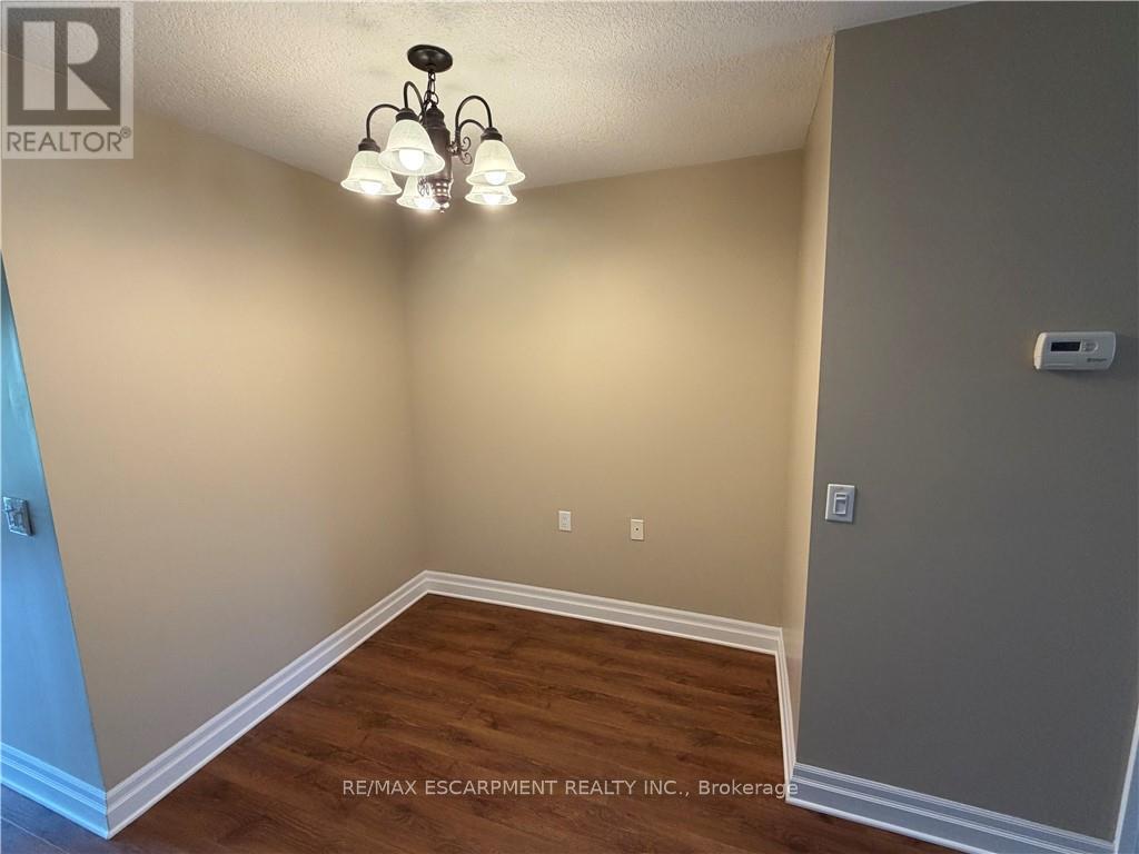 5 JACZENKO TERRACE - 7