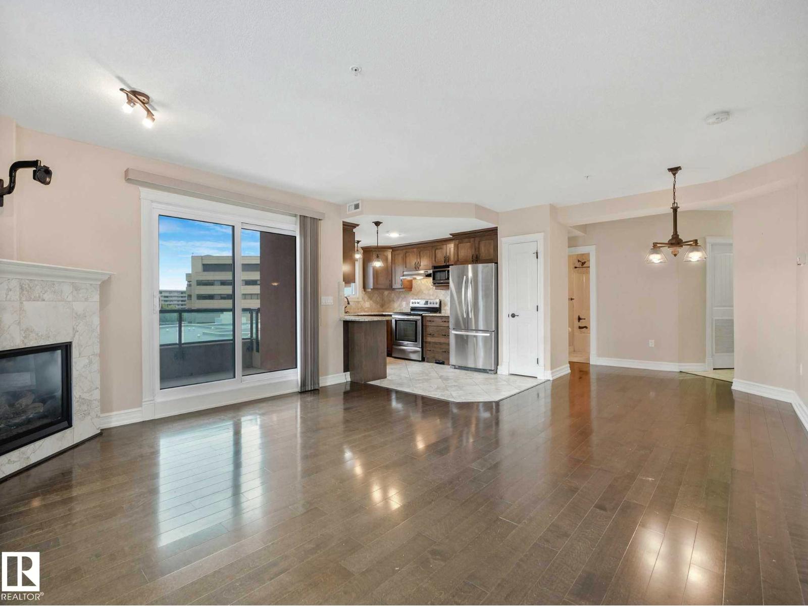 #609 10142 111 ST NW, Wîhkwêntôwin, Edmonton photo 2