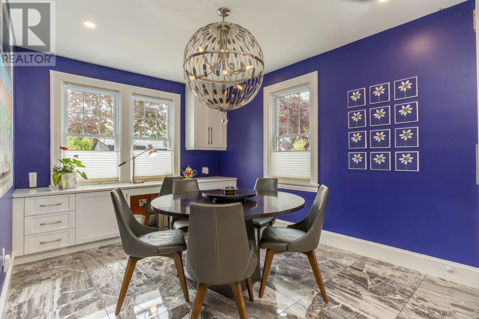 Property 23 of 51 of 1153 Dalhousie Street