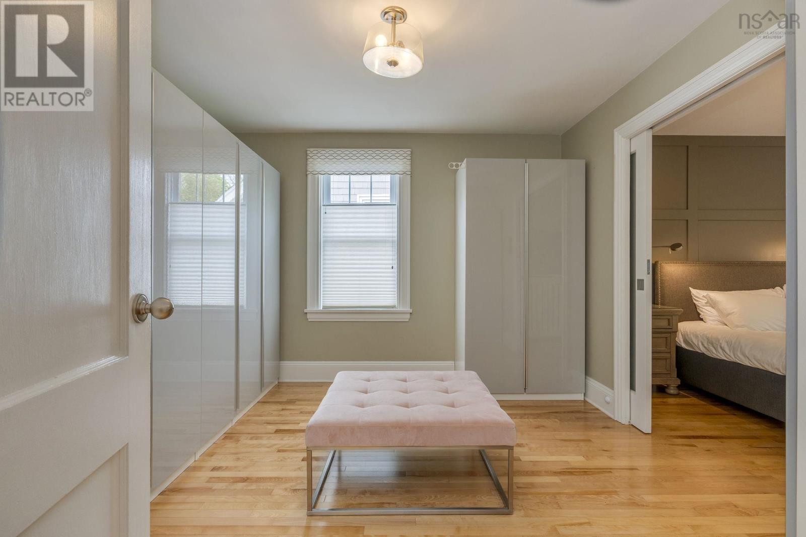 Property 48 of 51 of 1153 Dalhousie Street
