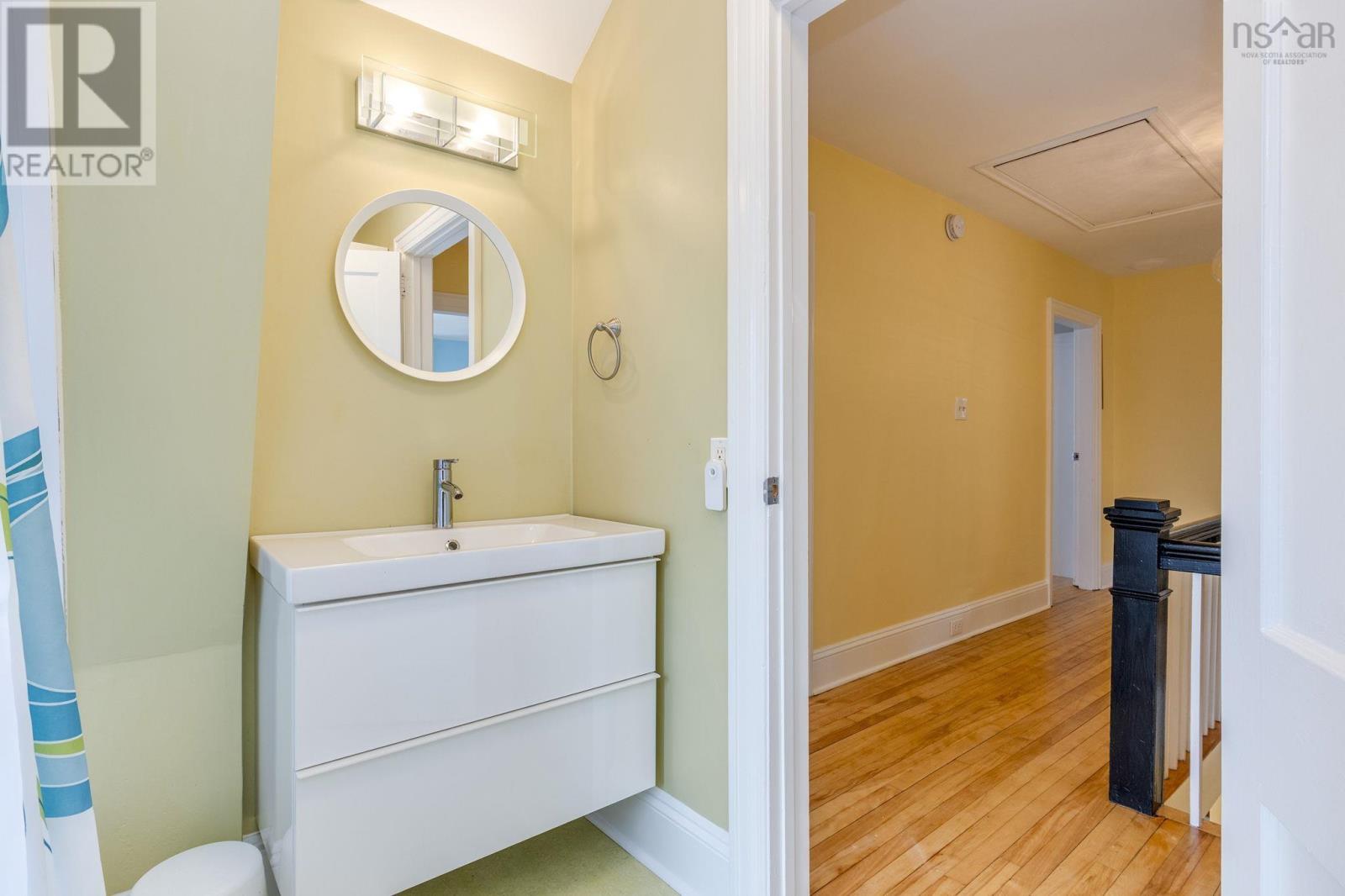 Property 37 of 51 of 1153 Dalhousie Street