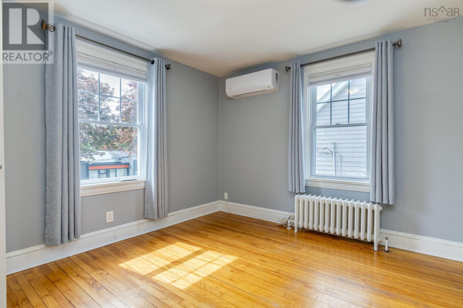 Property 4 of 51 of 1153 Dalhousie Street