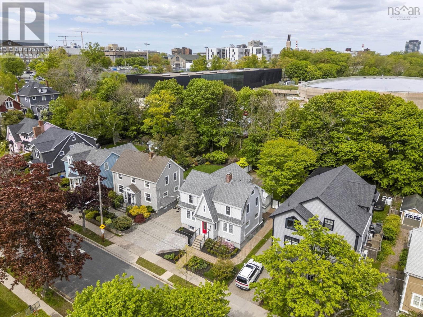 Property 2 of 51 of 1153 Dalhousie Street