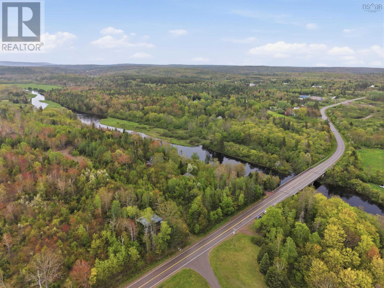 Property 34 of 42 of 172 Highway 347