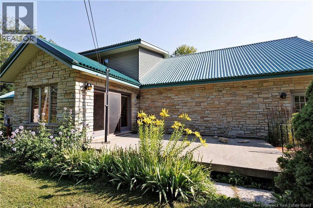 212 Saint-Andre Road - 35