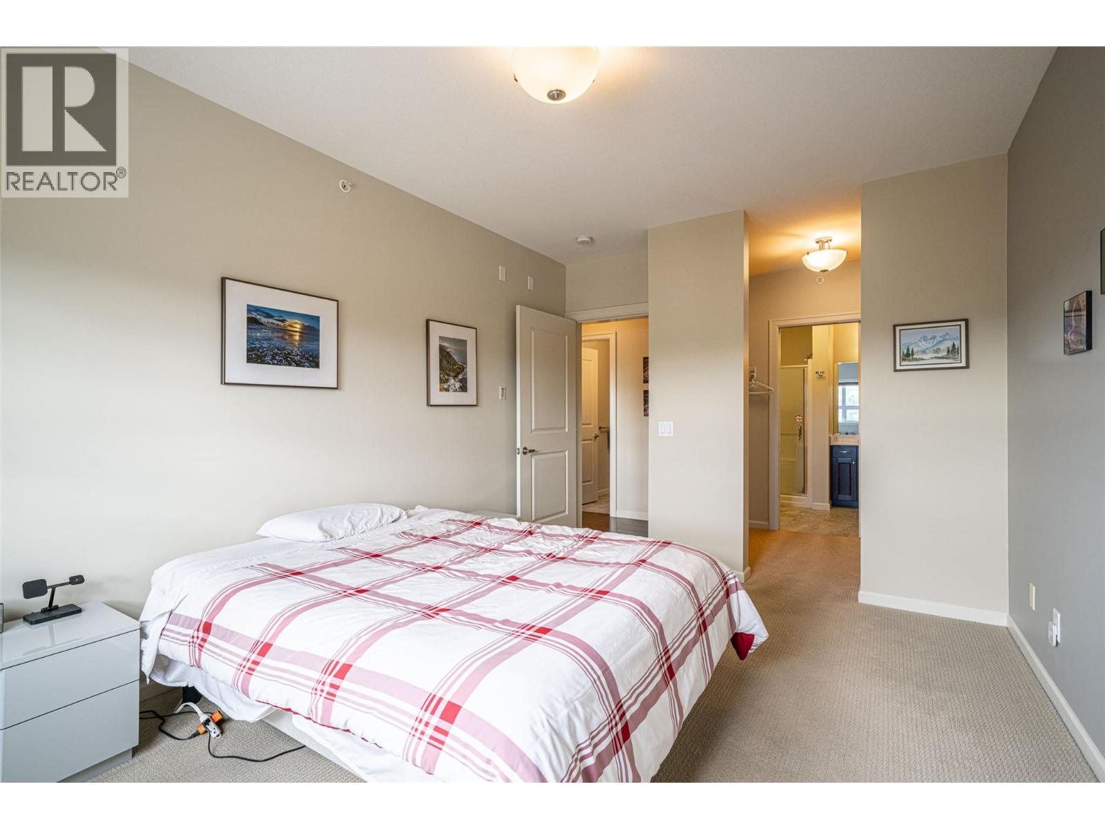 414 3010 35th Street, Vernon