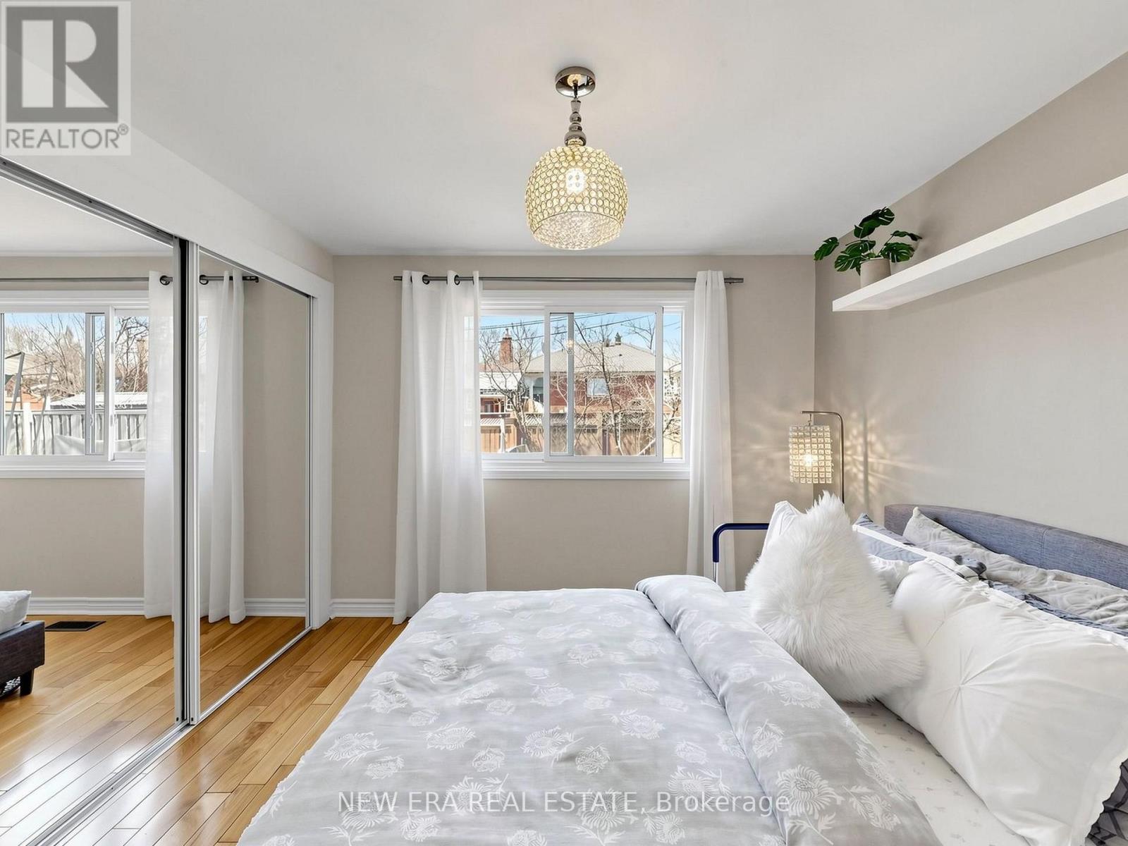 4246 BLOOR STREET W - 16