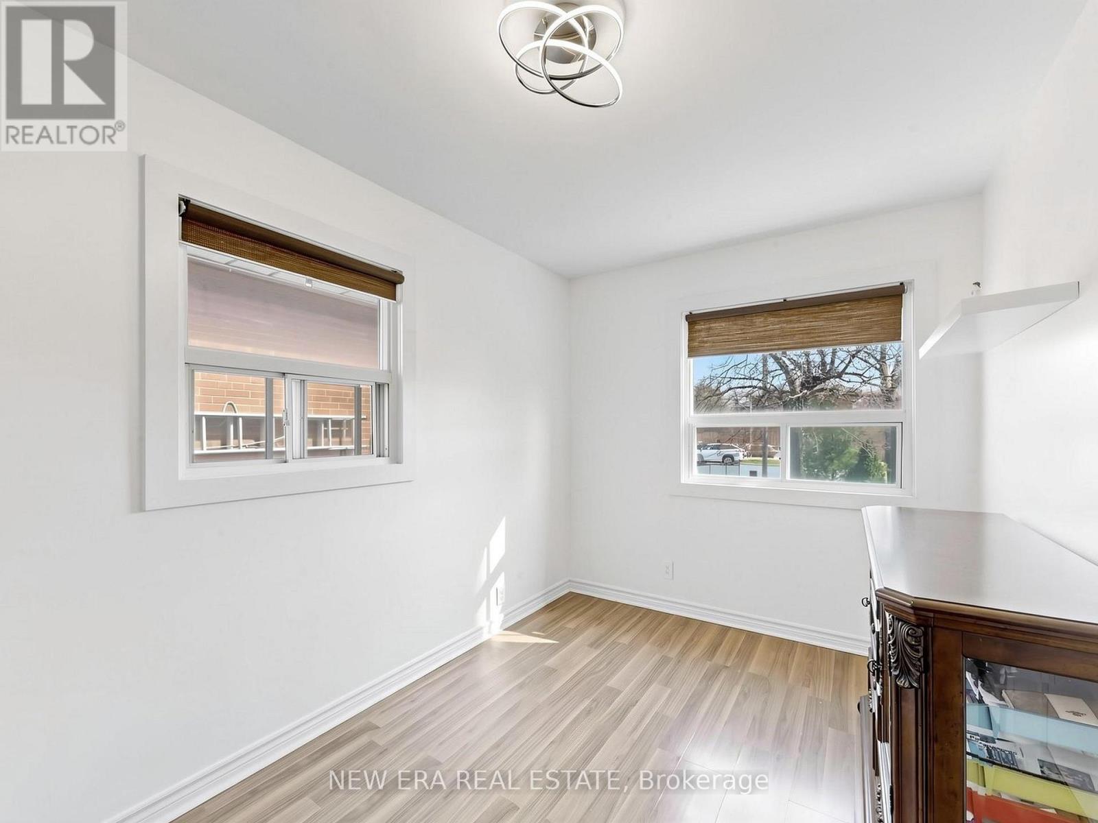 4246 BLOOR STREET W - 18