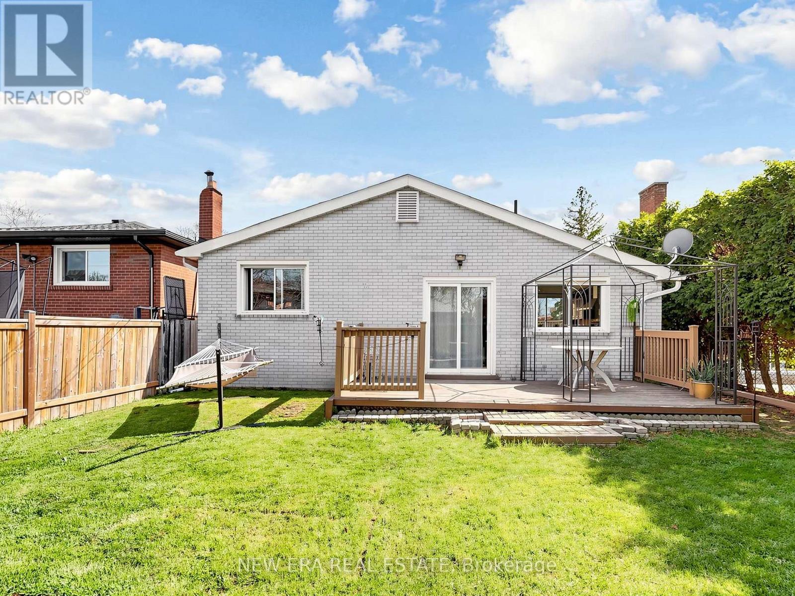 4246 BLOOR STREET W - 29