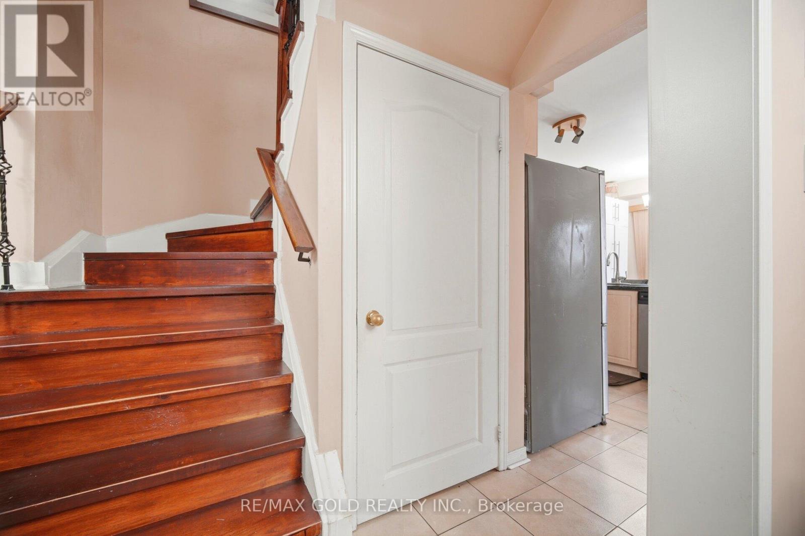 98 ALBRIGHT ROAD - 36